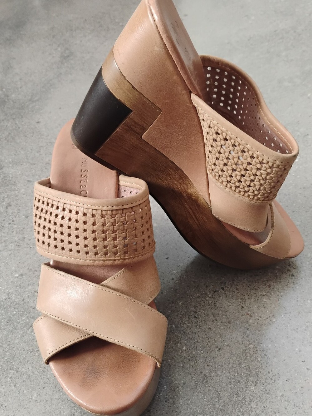 Musse & Cloud Woven Leather Crossover Wedge Sandals - Nude